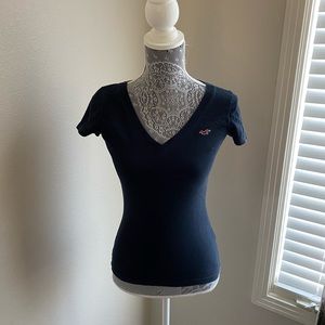 Hollister Navy Blue Basic T-shirt